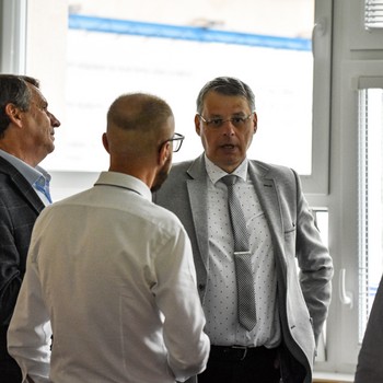 esk marketingov spolenost - Marketing a komunikace: Inovace a trendy ve vuce na vysokch kolch