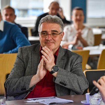esk marketingov spolenost - Marketing a komunikace: Inovace a trendy ve vuce na vysokch kolch