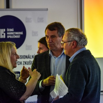 esk marketingov spolenost - Marketing a komunikace: Inovace a trendy ve vuce na vysokch kolch