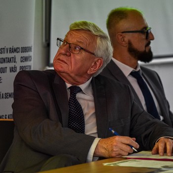 esk marketingov spolenost - Marketing a komunikace: Inovace a trendy ve vuce na vysokch kolch