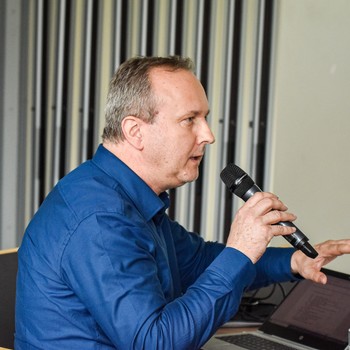 esk marketingov spolenost - Marketing a komunikace: Inovace a trendy ve vuce na vysokch kolch